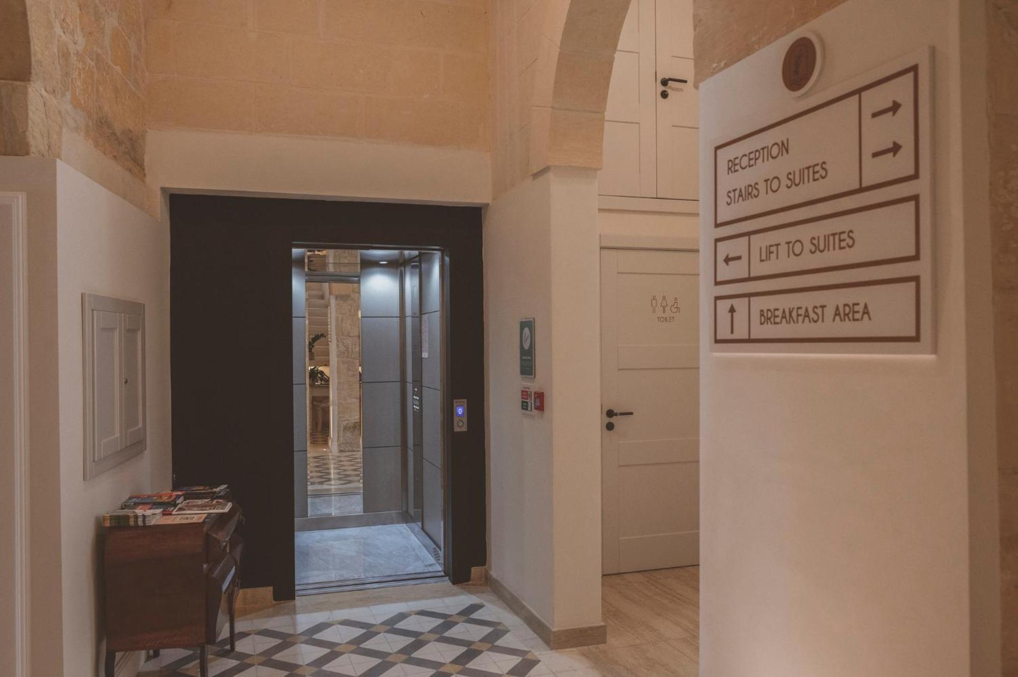 Maria Rosa Suites Victoria Exteriér fotografie